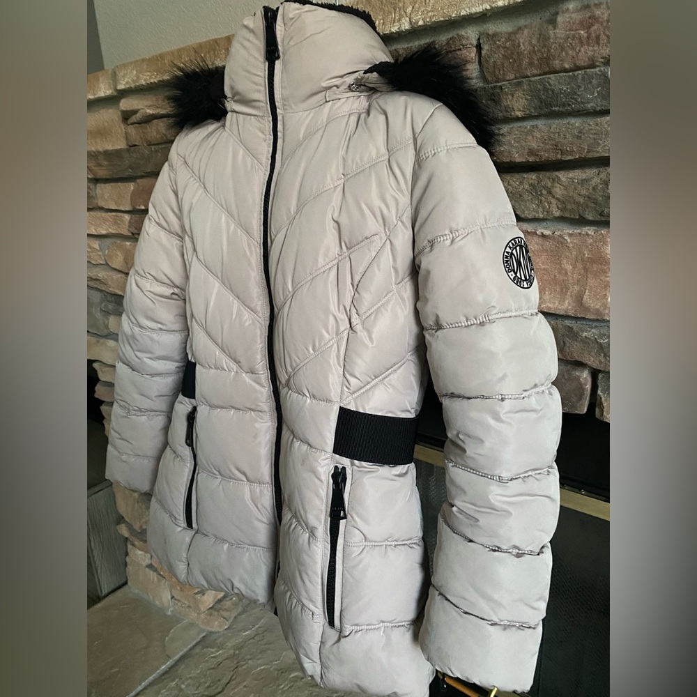 DKNY Faux-Fur Trim Hooded Puffer Coat - Picture 2 of 10